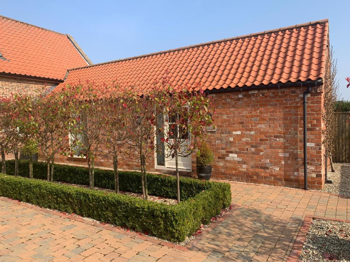 Meals Farm Holiday Cottages - The Stables North Somercotes Exteriör bild